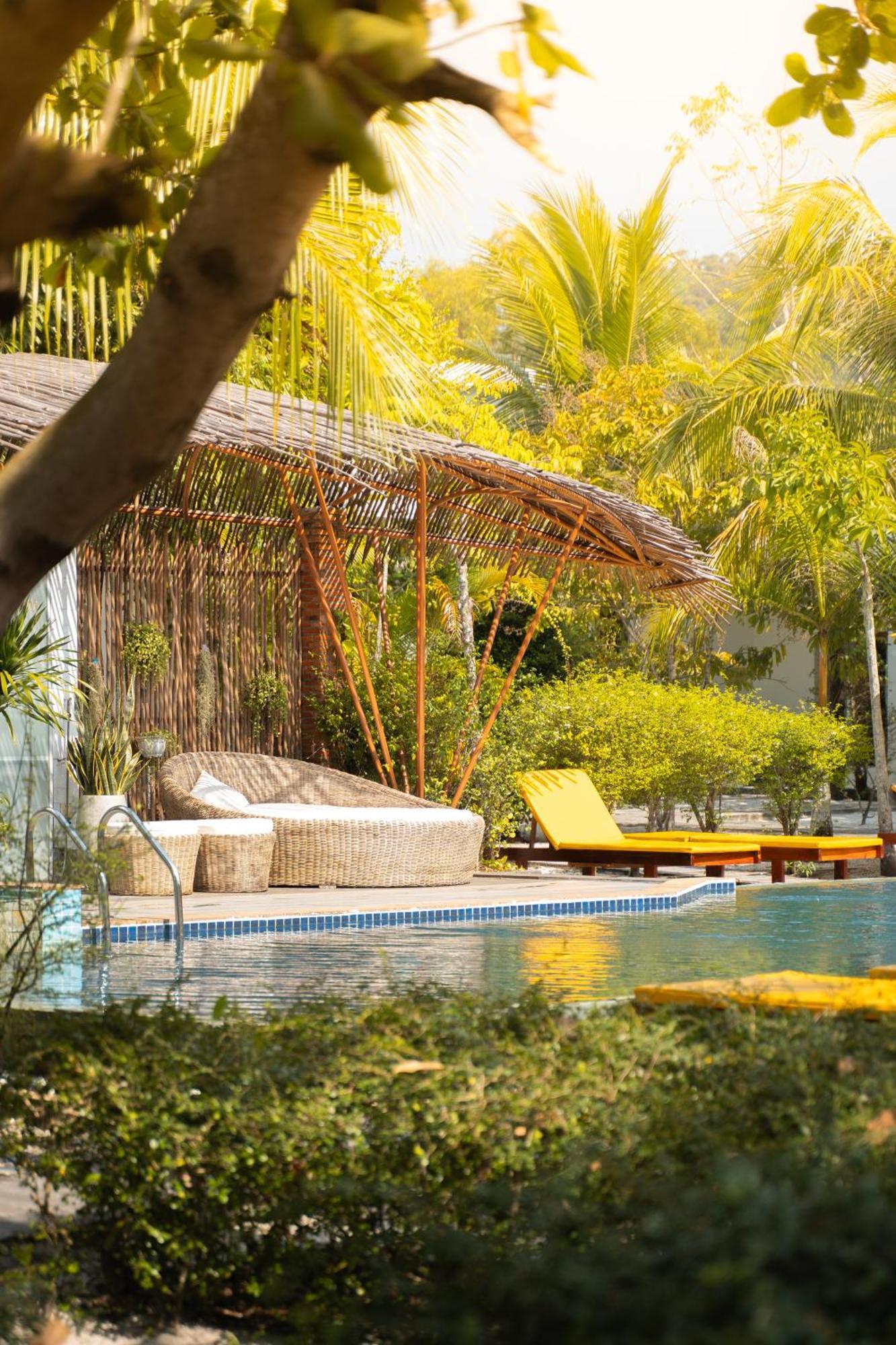 Long Set Resort Kaoh Touch Exteriör bild